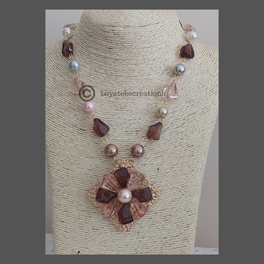 Starry Eurabia Necklace.