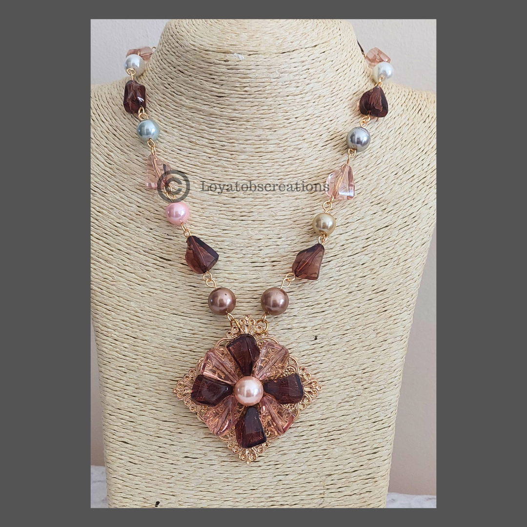 Starry Eurabia Necklace.