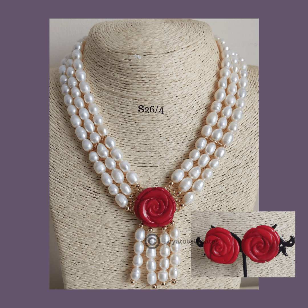 The Red Roses Set