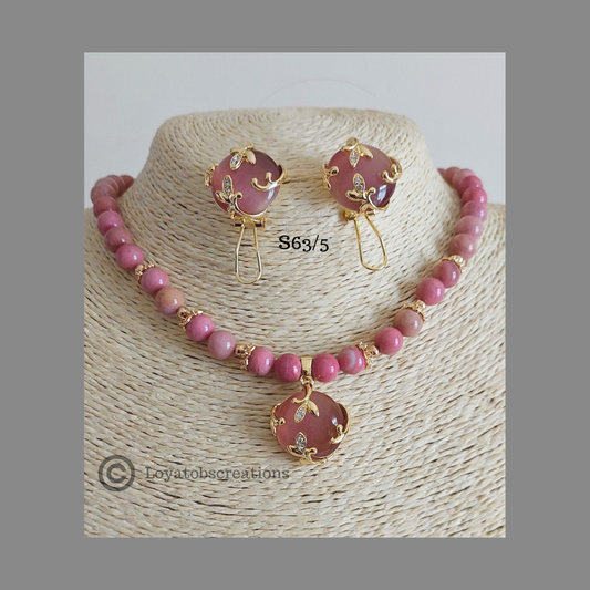 The Dusky Pink Flower Necklace and Earring Set